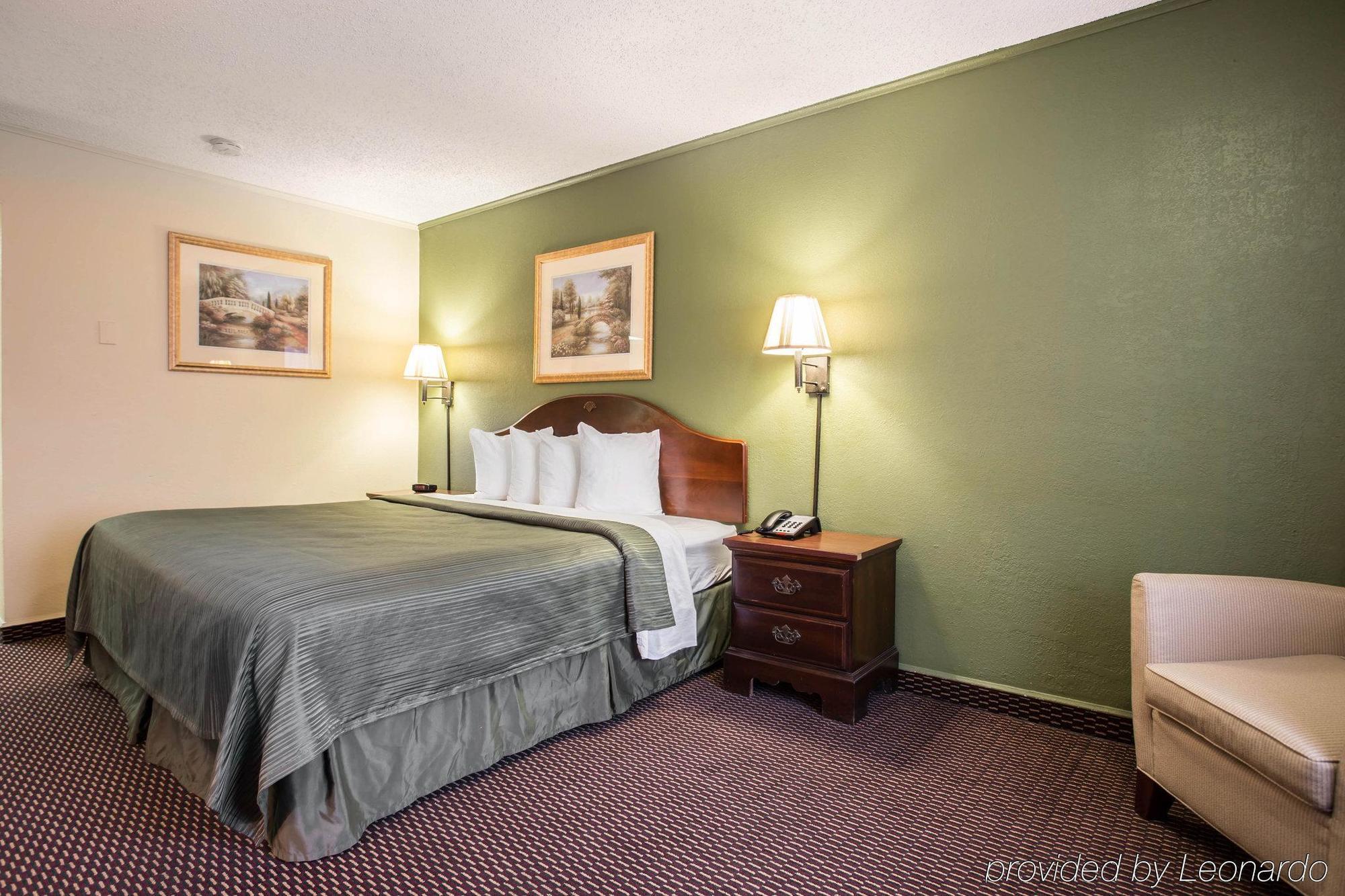Rodeway Inn Harbison Area Columbia Exterior foto
